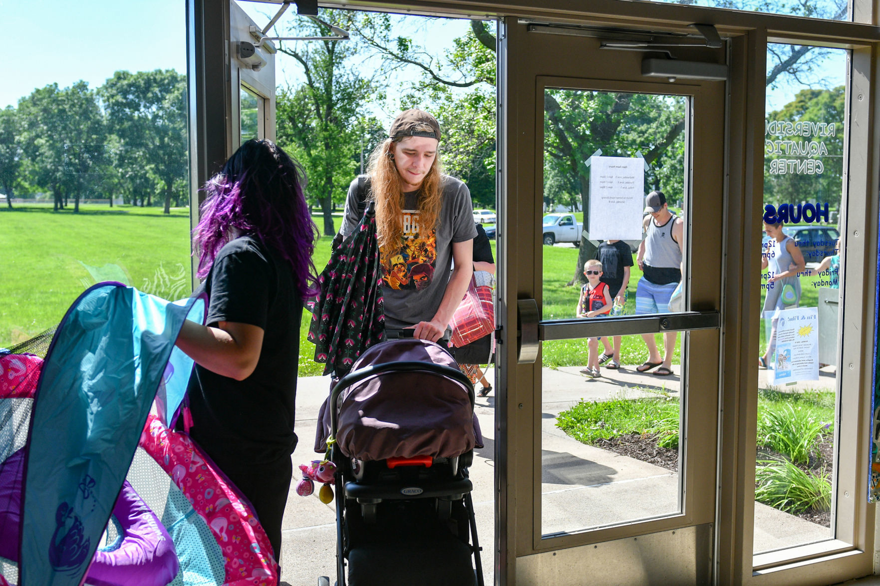 060619-mda-nws-poolopen-012a.jpg